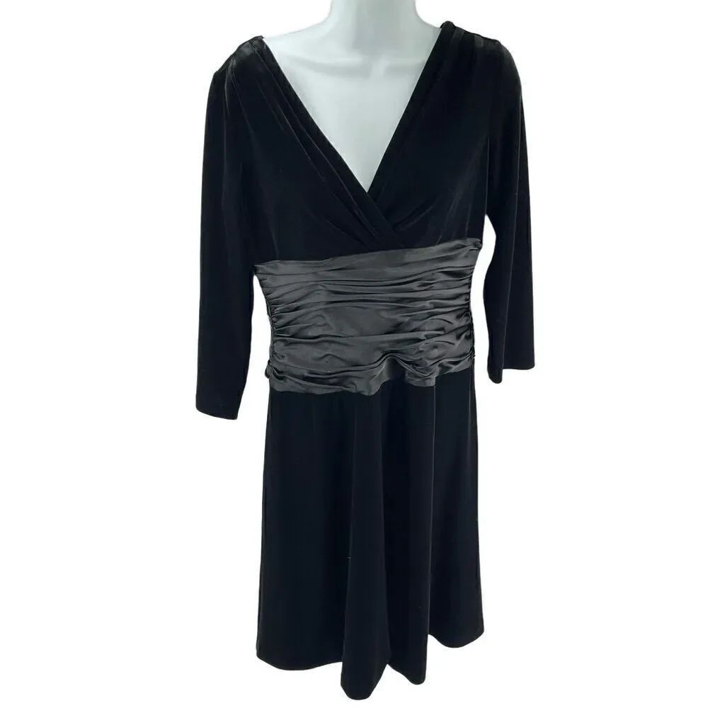 Suzi Chin for Maggy Boutique ruched satin waist black velvet cocktail dress vint